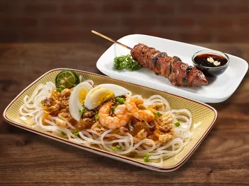 Reyes Barbeque NOODLES: